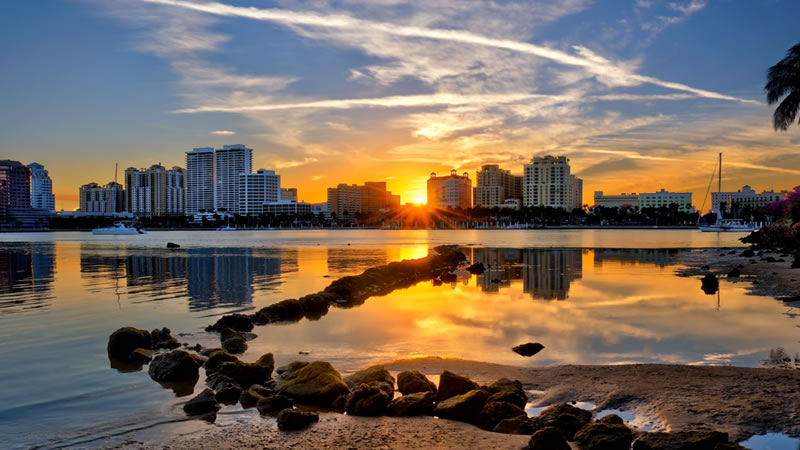 Why is DESTIN, Florida called “The luckiest fishing village in the world”?